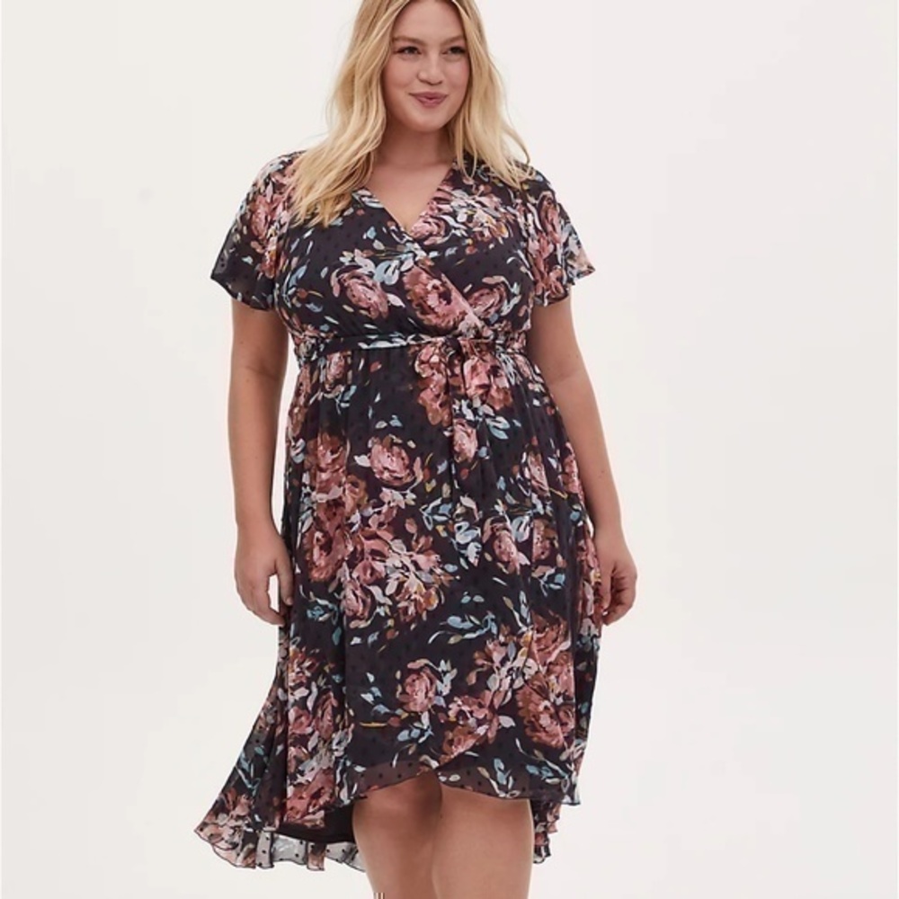 Torrid Swiss Dot Floral Dark Gray Faux Wrap Dress Size 0 or 12 0X